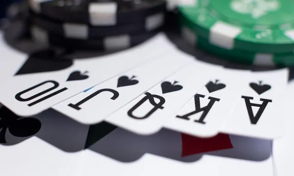 How to Start Playing Online Poker with Live Dealers